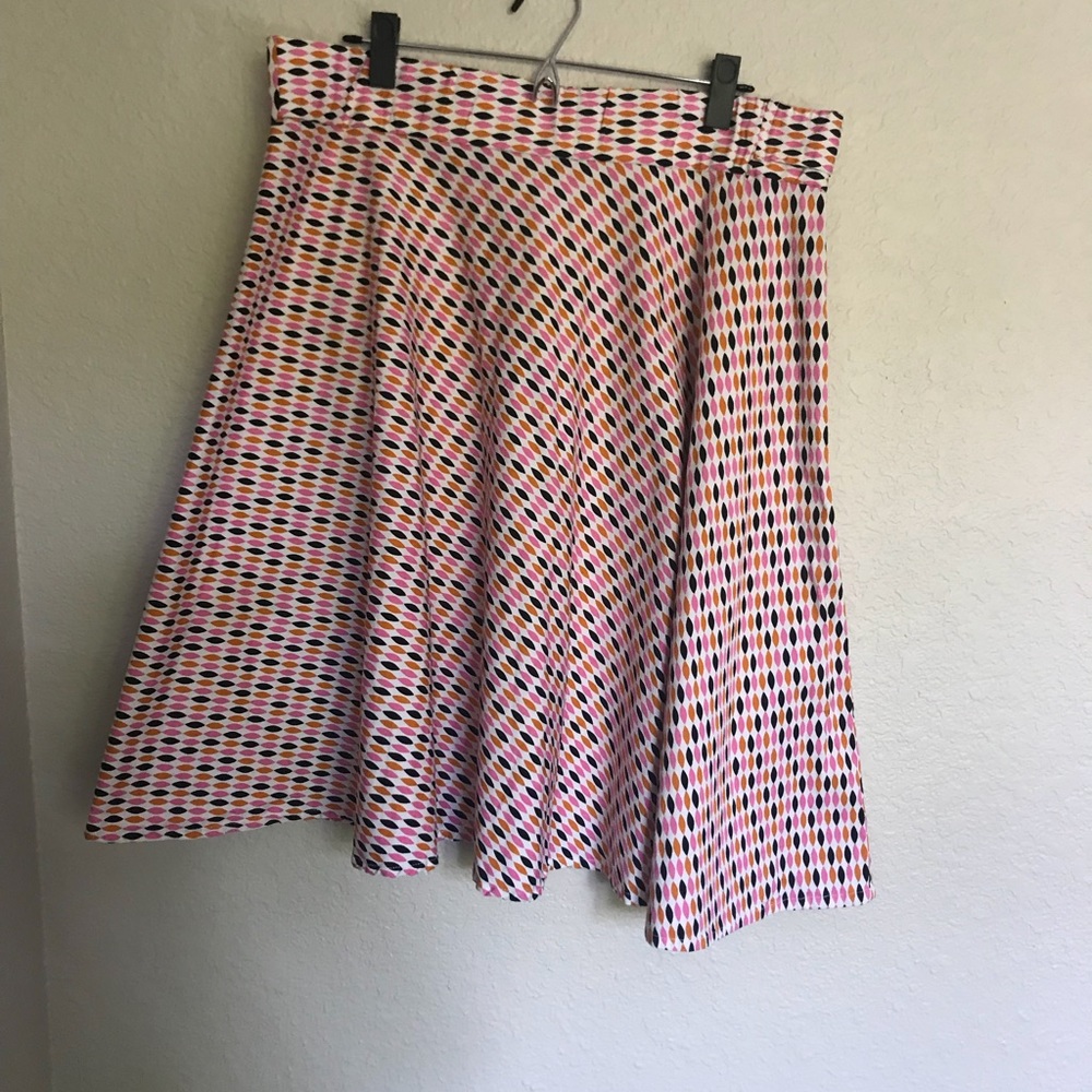 Crisp Retro A-line Midi Skirt
